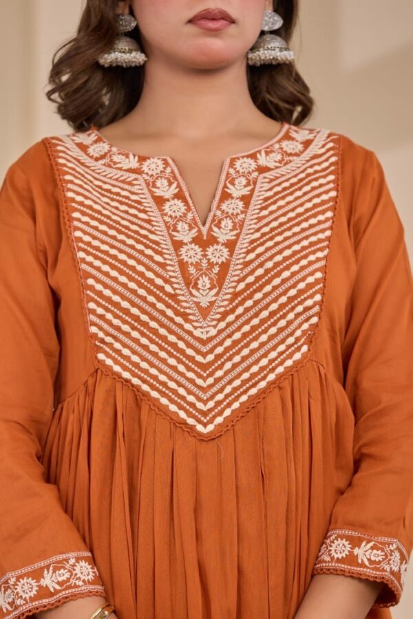 Women Floral Embroidered Anarkali Kurta with Trousers & With Dupatta - Image 5